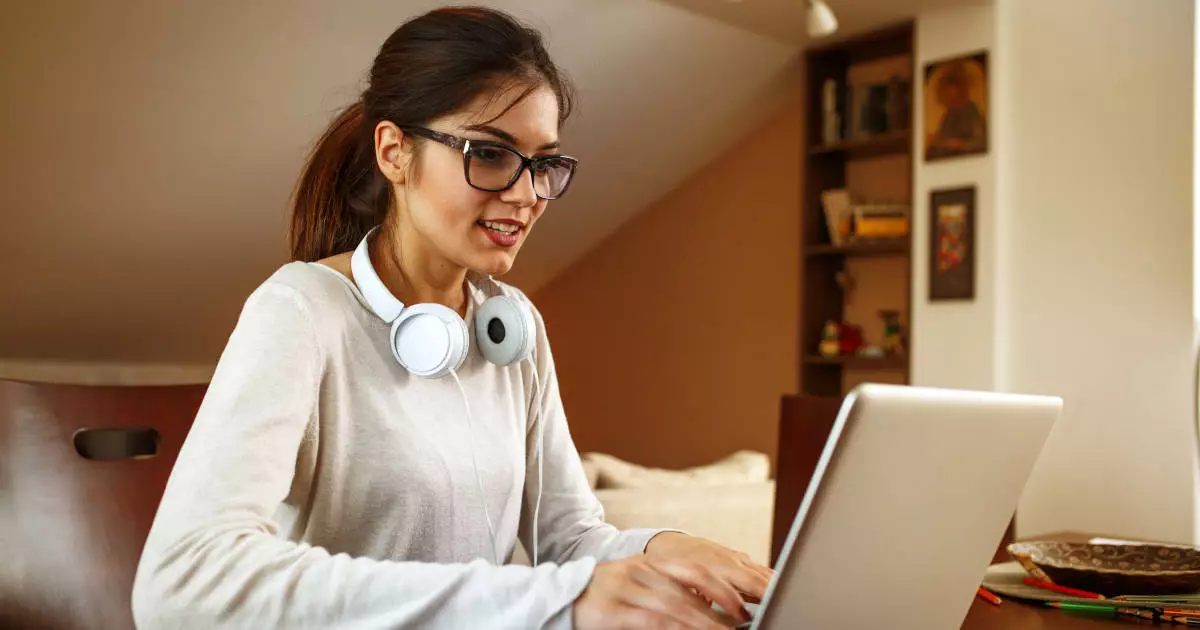 Image: How to create a webinar: tips on preparation, marketing, and presentation